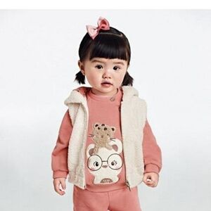 3/30 Mayoral Hooded Fur Vest